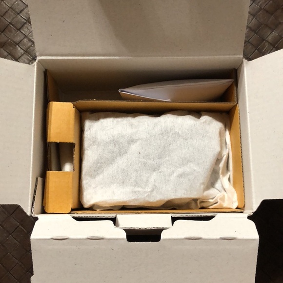 Sony Zv 1m2 (basically NEW.. only used a few times) - Picture 2 of 4